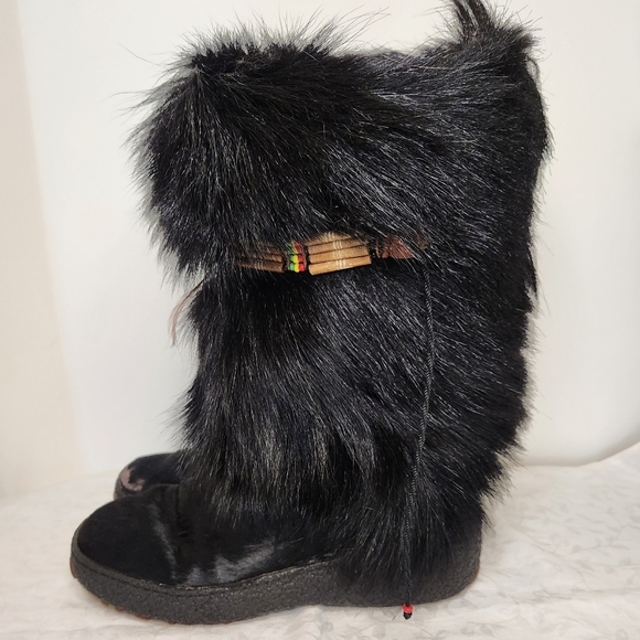 Winter Fur Moccasin Boots - Picture 3 of 12